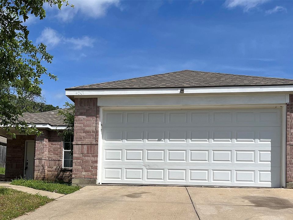 1st image of 4501 Forest Glen Dr