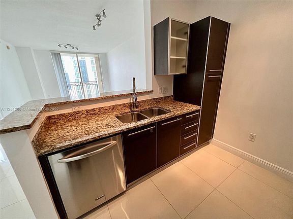 5th image of 550 Okeechobee Blvd APT 718