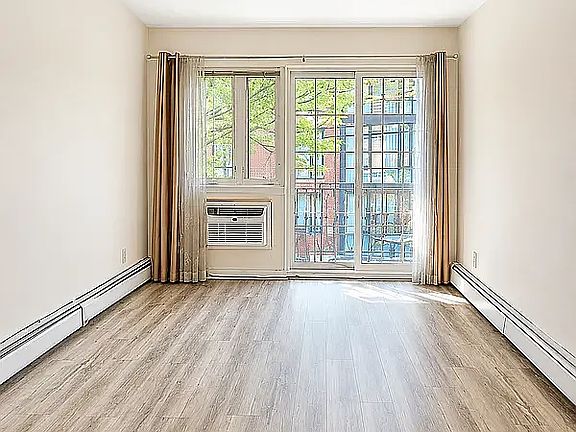 3rd image of 31-17 30th St #2