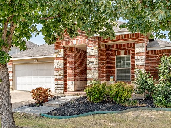 4th image of 4605 Prairie Crossing Dr