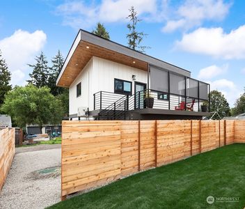 10250 42nd Avenue SW #B, Seattle, WA, 98146