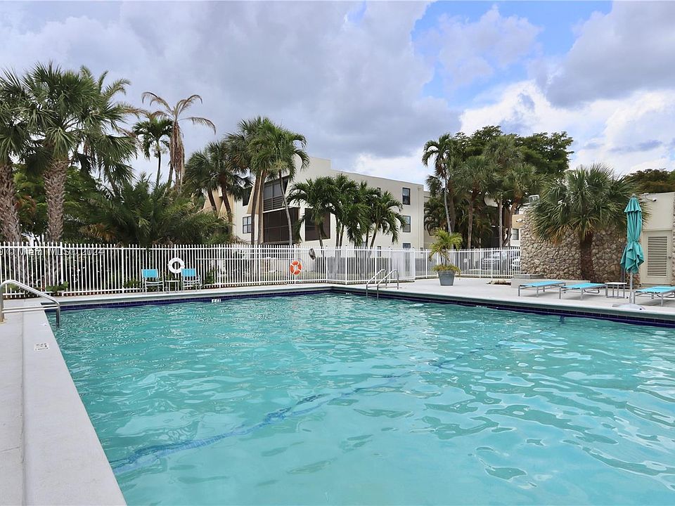 1st image of 20441 NE 30th Ave #1129