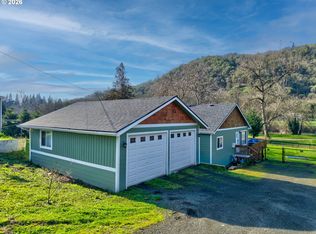 1410 SE Micelli St, Roseburg, OR 97470