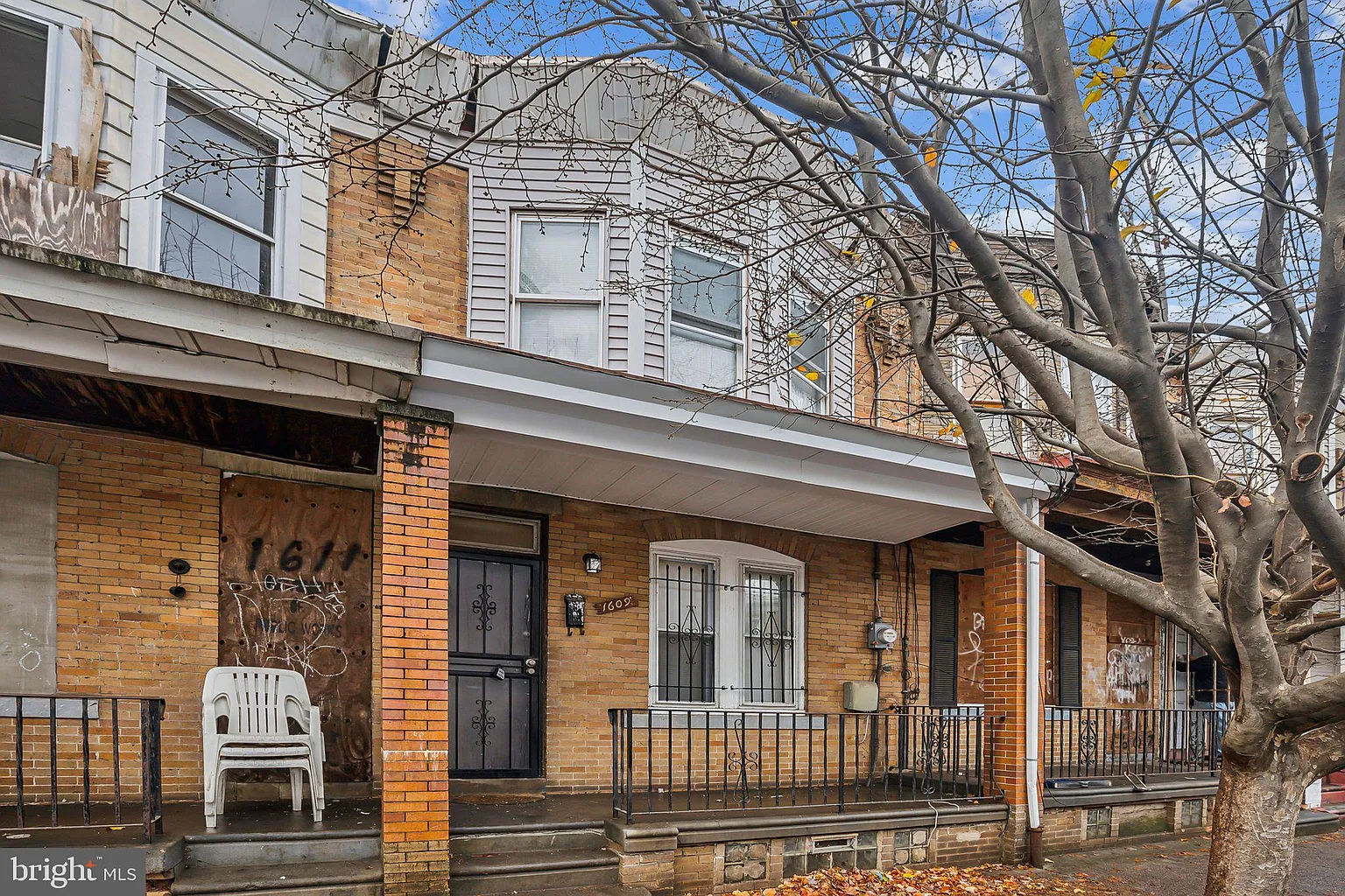1609 Louis St photo 1