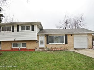 232 S Hale St, Addison, IL 60101