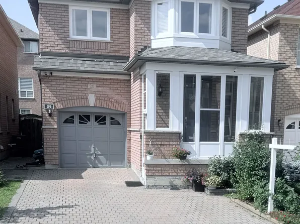 20 Russell Hill Rd, Markham, ON L6C 2L8