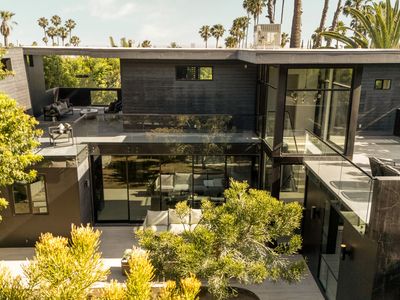 7431 Franklin Ave, Los Angeles, CA, 90046