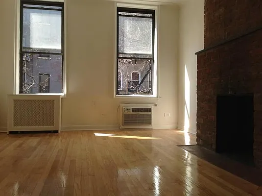 Rented by Kahen Properties | media 15