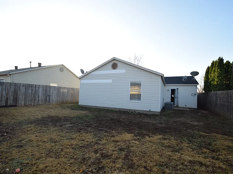 2515 SE 3rd St — Photo 10