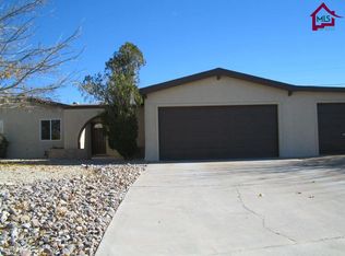 1980 Cummings Ct, Las Cruces, NM 88001