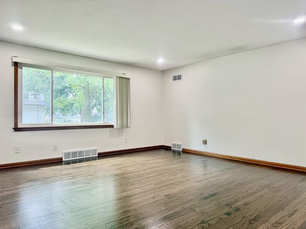 102 Harrison Ave