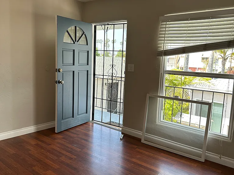 4529 Cleveland Ave #A — Photo 11