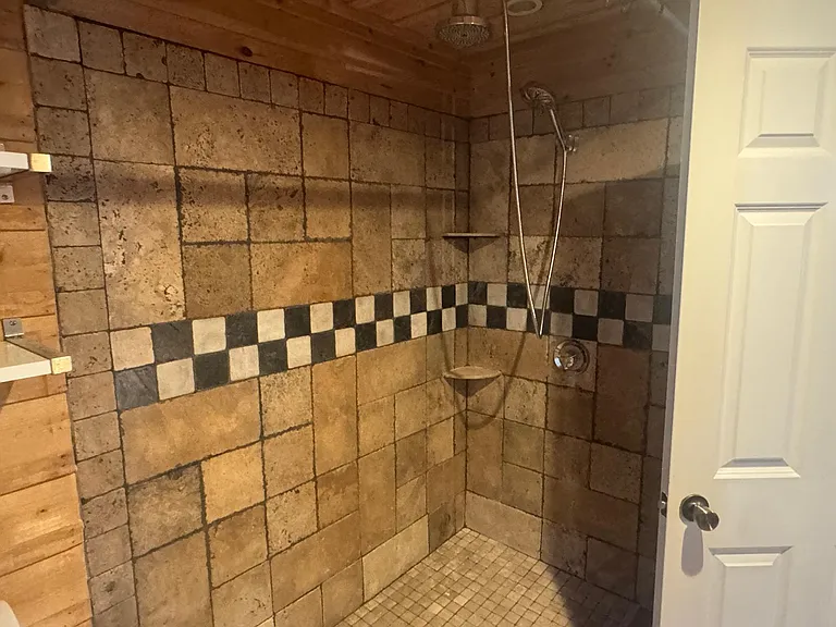 9 Guadalcanal Rd #2 — Photo 20