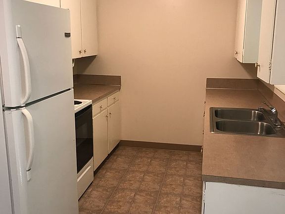 3rd image of 235-289 Cummings Ln N #277