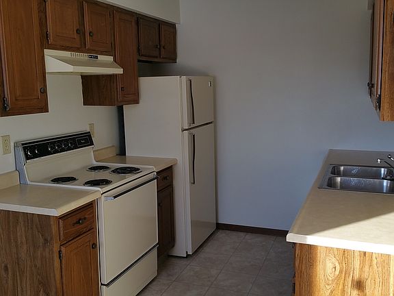 5th image of 926 Boston Way APT 3
