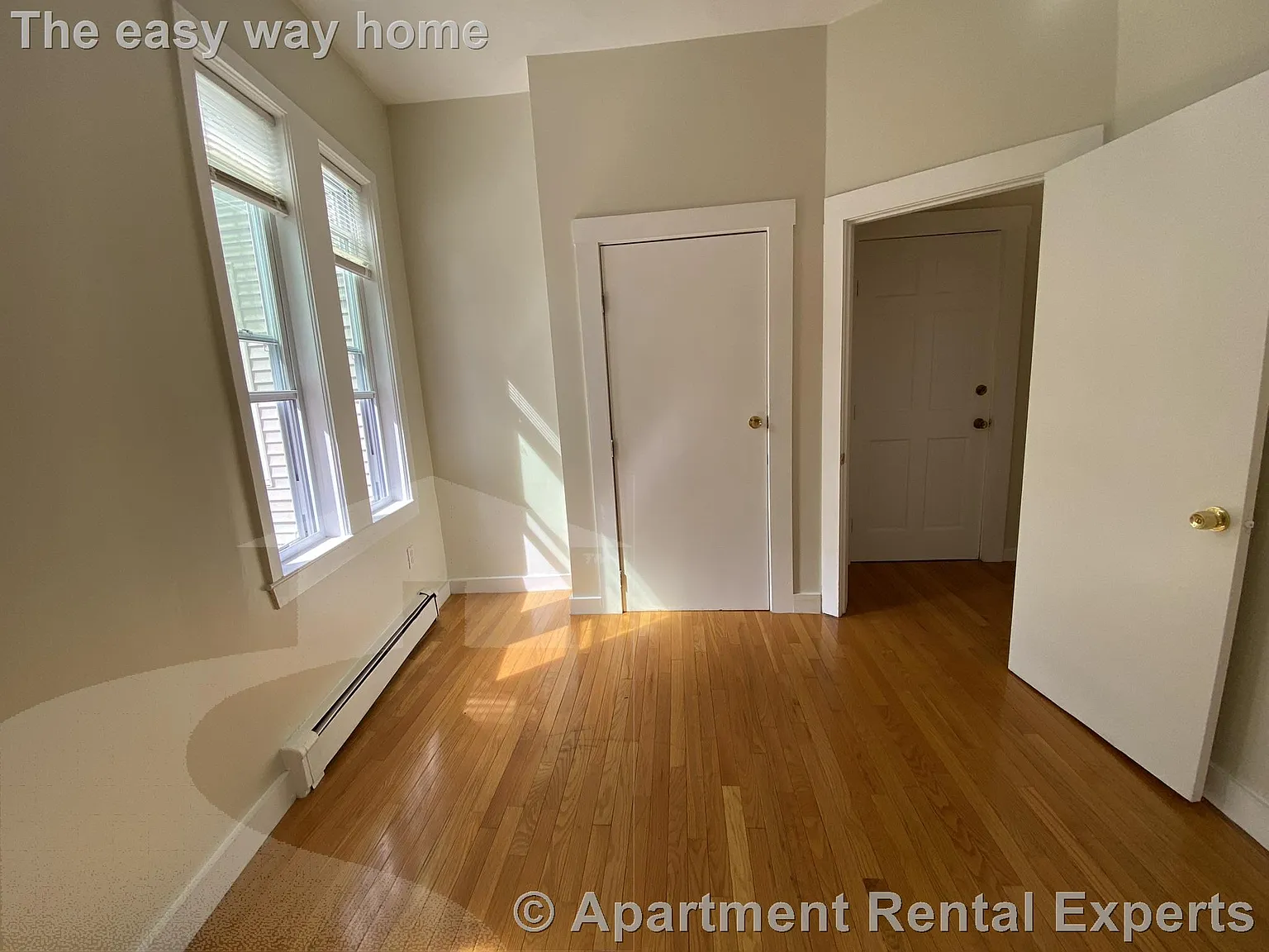 1210 Cambridge St — Photo 3