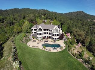 2271 Johns Peak Rd, Medford, OR 97502