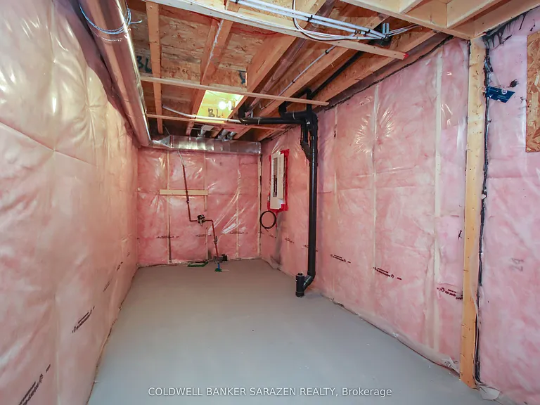 4043 Kelly Farm Dr — Photo 43