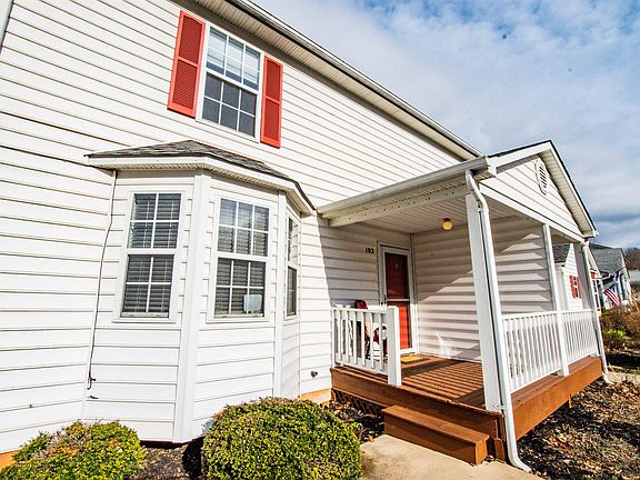 2nd image of 104 Goose Meadow Dr