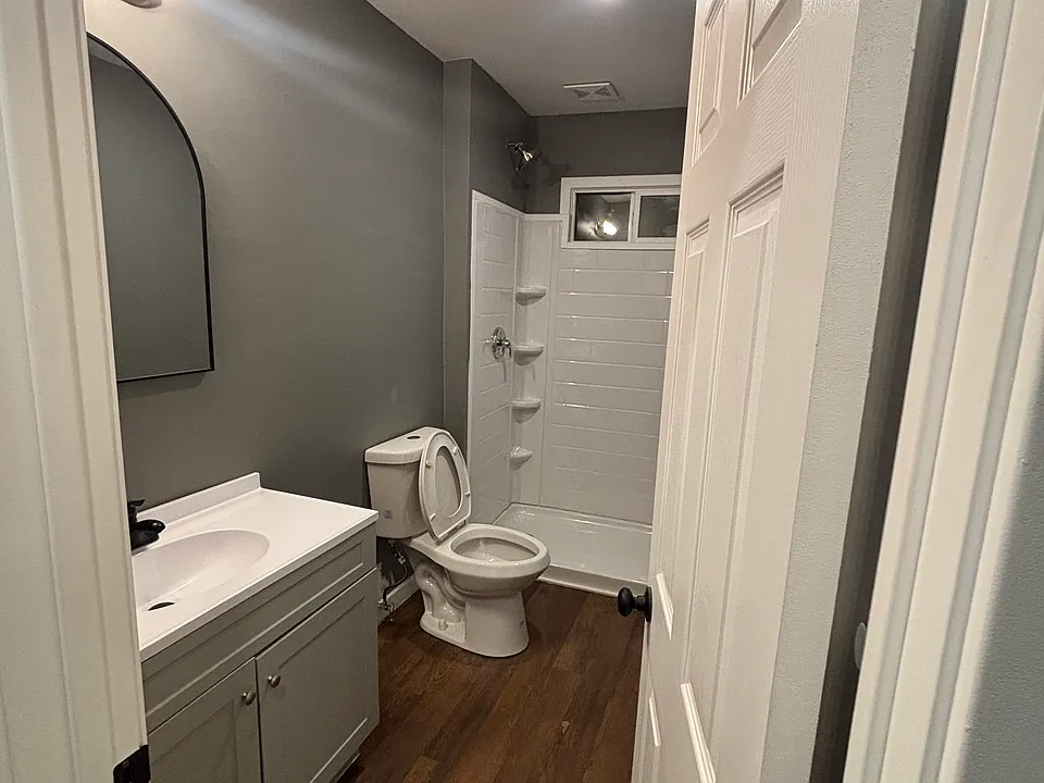 641 Broadway #1A