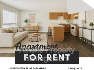 59 Queenston St #B, Saint Catharines, ON L2R2Z1