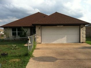 1655 Henry St, Bryan, TX 77803