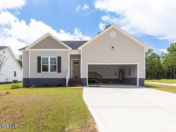 2nd image of 314 E Theriault Court