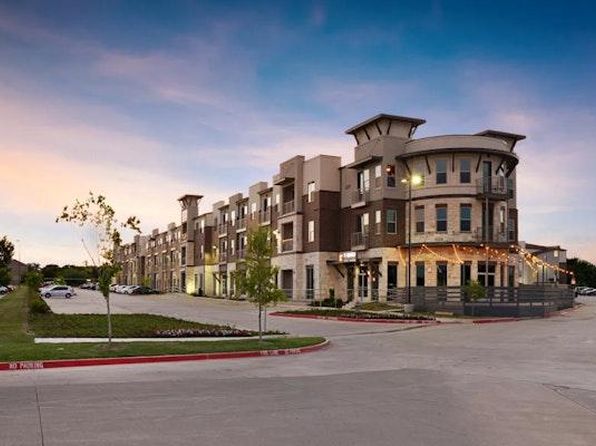 Epic Apartments | 3200 S Interstate Highway 35 E, Denton, TX