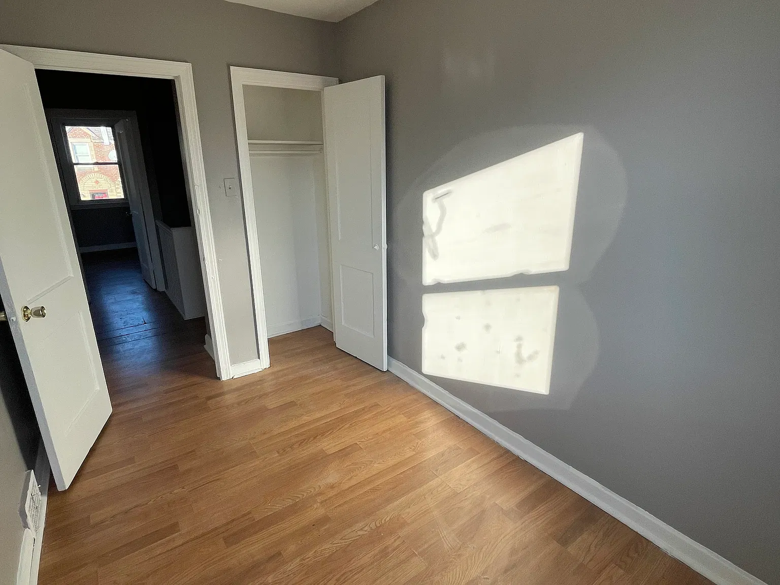 3 bed, 1040 sqft, $1,550 — Photo 4