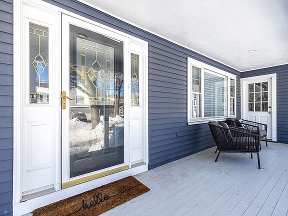 2nd image of 60 Douglas Rd