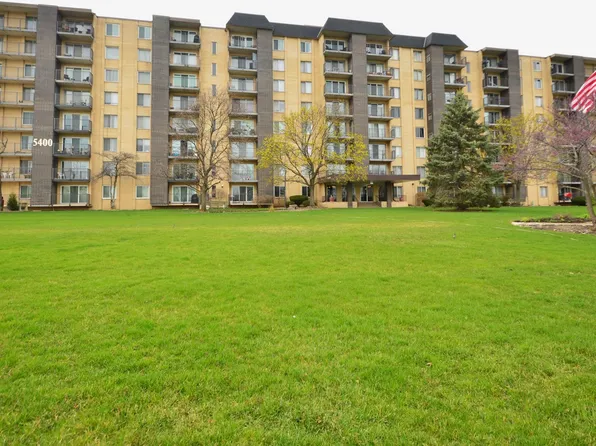 5400 Walnut Ave Unit 111, Downers Grove, IL 60515