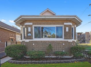 7914 S Oglesby Ave, Chicago, IL