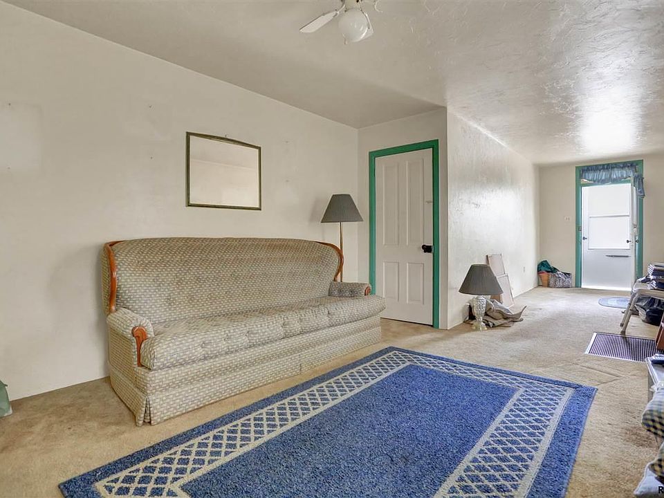 165 N Stratton St Gettysburg PA Zillow