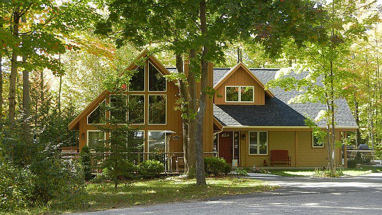 1st image of 10813 Pheasant Ct