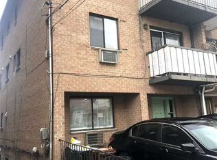 4327 165th St, Flushing, NY 11358