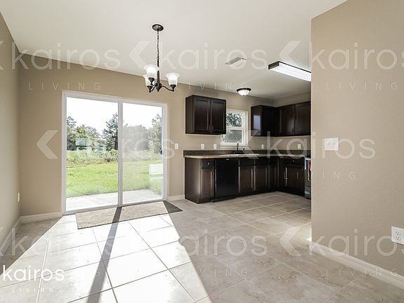 4th image of 11 Malauka Run Ln