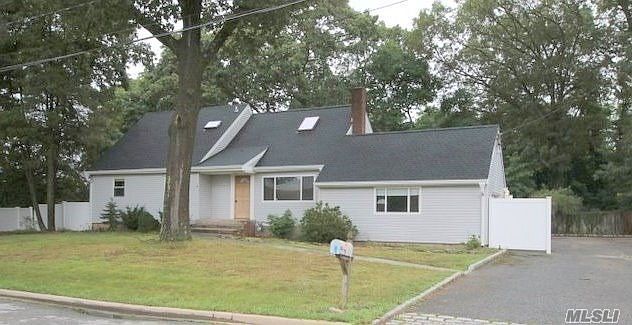 1st image of 1 Lake St
