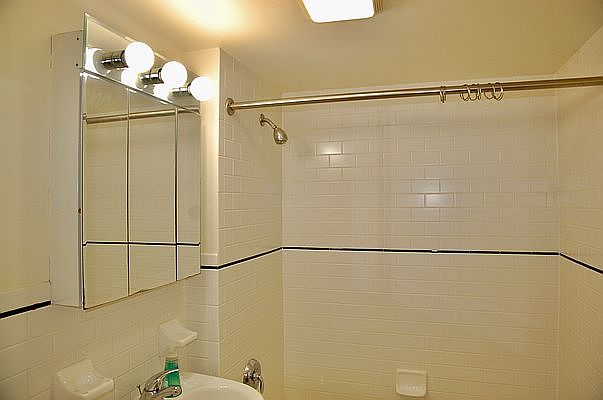 2nd image of 200 Schermerhorn St APT 601