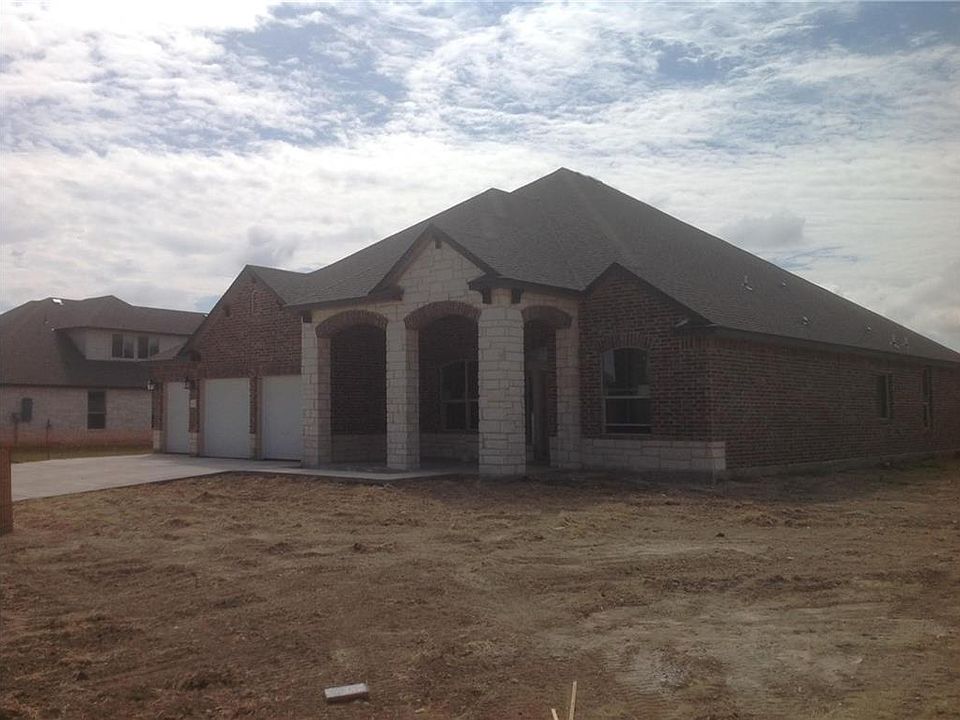 1st image of 1112 Drummond Cir