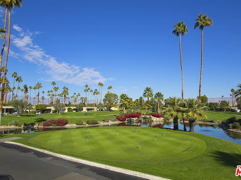 501 Desert Lakes Cir — Photo 10