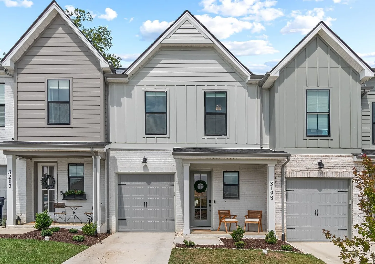 3198 Sassafras Lane — Photo 1