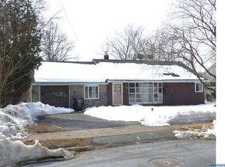 434 Ridgewood Ave, Paramus, NJ 07652