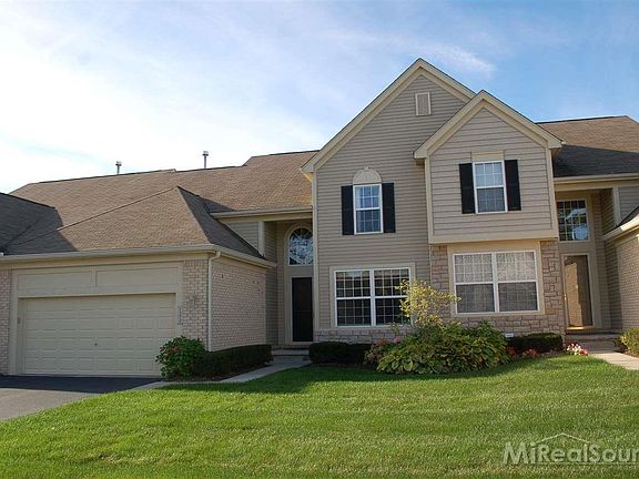 2nd image of 1372 Hollins Hall Ln #1