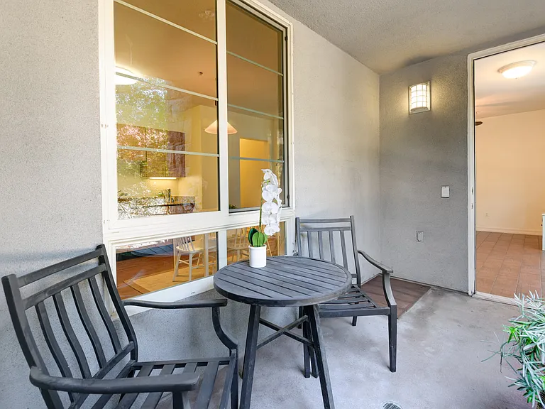 1465 C St #3301 — Photo 8