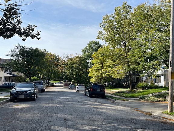 5th image of 5106 Grand Ave