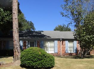 609 Rocky Creek Dr, Cataula, GA 31804