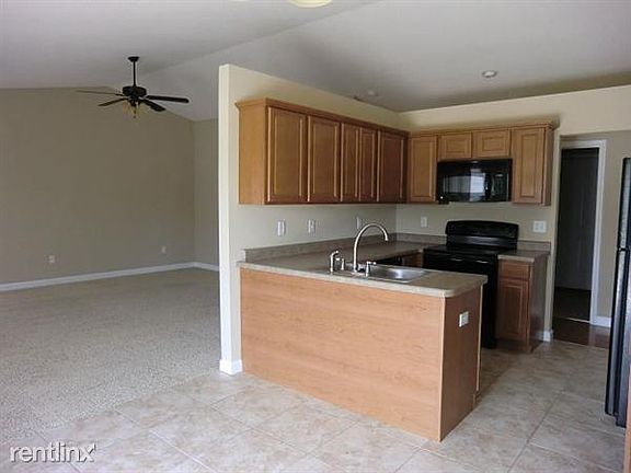 7100 Kitchen 08-11