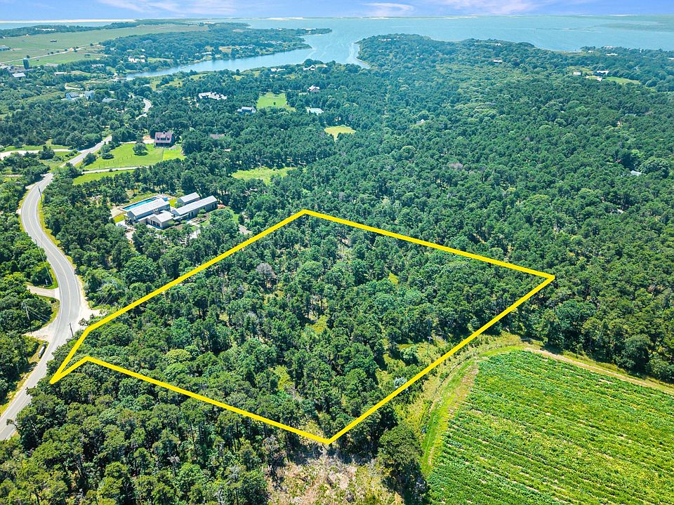 1st image of 8 Turkeyland Cove Rd