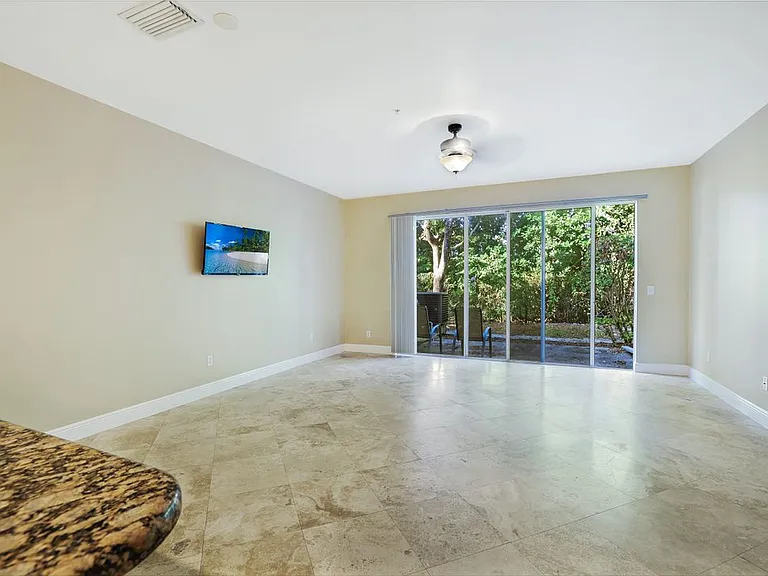15715 Marcello Cir #113 — Photo 33