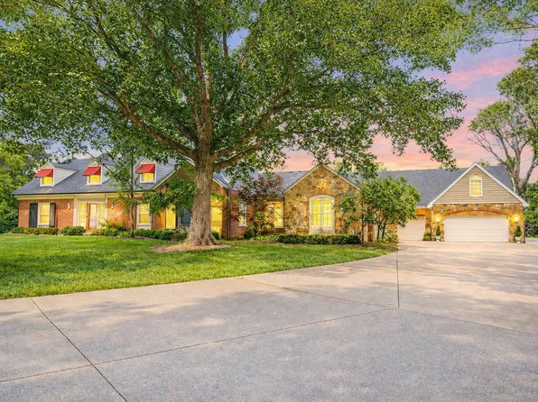 4 Fair Oaks, Moberly, MO 65270